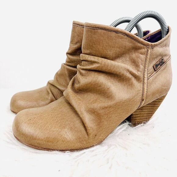 🎉Clearance🎉Blowfish Light Brown Soft Slouchy Ankle Boots Booties ~ Size 6.5 - Picture 1 of 9
